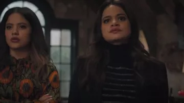 Sandro Nicky Blazer à poches en velours porté par Mel Vera (Melonie Diaz) dans Charmed (S04E07)