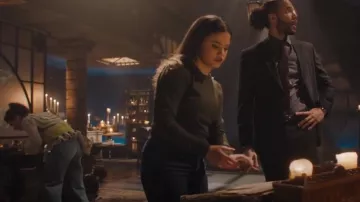 Veronica Beard Grayden Pullover porté par Maggie Vera (Sarah Jeffery) comme on le voit dans Charmed (S04E11)