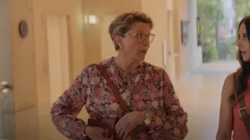 Isabel Marant Etoile Mexika Floral-Print Cotton Blouse worn by Joy Delaney (Annette Bening) as seen in Apples Never Fall (S01E06)