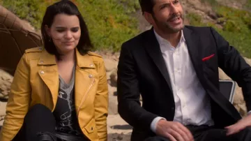 Lauren Moshi Brix­ton Safe­ty Pin Heart worn by Rory (Brianna Hildebrand) as seen in Lucifer (S06E09)