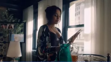 Bel Kazan Printed Kimono worn by Sunny Patel (Agam Darshi) as seen in Sight Unseen (S01E09)