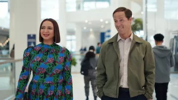 La DoubleJ Gerber Visconti Printed Dress worn by Molly Novak (Maya Rudolph) as seen in Loot (S02E05)