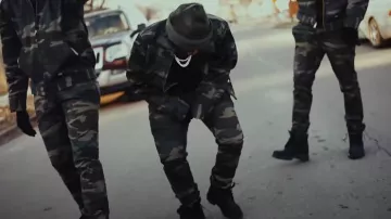 Veste Dickies Green Camo Lined 'Eisenhower' portée par Lil Baby en Wock N Red par 42 Dugg (Official Music Video)