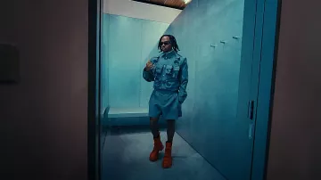 Camisa de campo Prada Grey Utility Cargo Pocket usada por Gunna en Prada Dem (feat. Offset) [Video oficial]