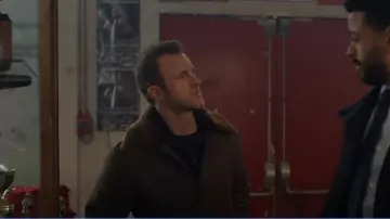 Ralph Lauren Peyton Veste en cuir portée par Jason Grant (Scott Caan) dans Alerte : Unité des personnes disparues (S02E03)