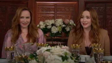 Chaqueta A.L.C. Maverick usada por Mariah Copeland (Camryn Grimes) como se ve en The Young and the Restless el 20 de marzo de 2024