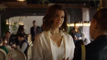 Chloé Grom­met-Col­lar Tie-Neck Blouse worn by Margaret Honeycroft (Bellamy Young) as seen in Promised Land (S01E03)