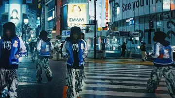 Pantalon cargo Amiri Black Bleached MA Paisley porté par Ski Mask the Slump God à Shibuya (Vidéo officielle)