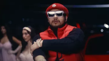 Louis Vuitton Black & Clear Gradient Cyclone Sunglasses worn by Jesus Ortiz Paz in TU NAME by Fuerza Regida [Official Video]]