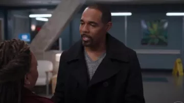 Abrigo de guisante Schott usado por Ben Warren (Jason George) como se ve en Anatomía de Grey (T20E02)