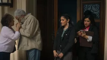 Levi's Truck­er Jack­et worn by Ana Morales (Karrie Martin) as seen in Gentefied (S02E04)