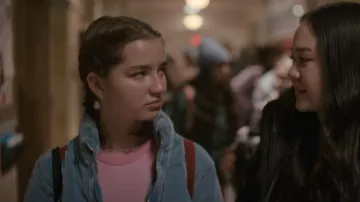 Ae Cor­duroy Puffer Jack­et worn by Rachel Finer (Lola Blackman) as seen in Grand Army (S01E07)