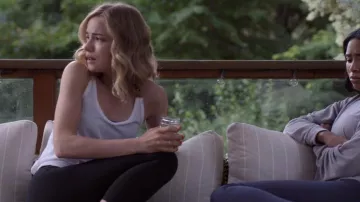 Lululemon Wunder Under High-Rise Tight worn by Colette French (Willa Fitzgerald) as seen in Dare Me (S01E08)