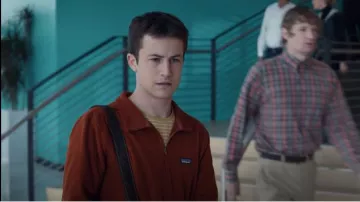 Patagonia 1/4 Zip Fleece Better Sweater in Barn Red worn by Tyler Shultz (Dylan Minnette) as seen in The Dropout (S01E05)