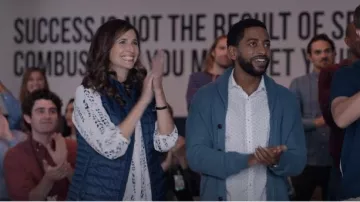 Patagonia Nano Puff Insulated Vest worn by Linda Tanner (Michaela Watkins) as seen in The Dropout (S01E05)