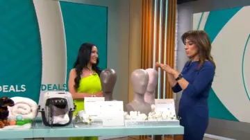 Combinaison longue asymétrique mango portée par Elizabeth Werner vue dans CBS Mornings le 23 mars 2024