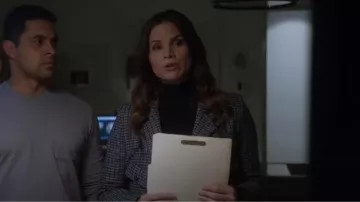 Sanctuary Essential Turtleneck worn by Jessica Knight (Katrina Law) as seen in NCIS (S21E05)