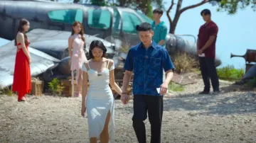 Robe mi-longue brodée Jacquemus portée par Choi Seo Eun comme on le voit dans Inferno de Single (S03E01)