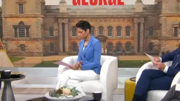 Derek Lam 10 Crosby Rodeo Veste croisée en soie extensible portée par Jericka Duncan comme on le voit dans CBS Mornings le 26 mars 2024