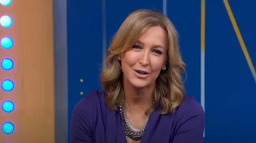 Cárdigan con cinturón de lana Elie Tahari usado por Lara Spencer como se ve en Good Morning America el 26 de marzo de 2024