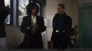 Mackage Patsy Down Jacket worn by Special Agent Nina Chase (Shantel VanSanten) as seen in FBI: Most Wanted (S05E06)