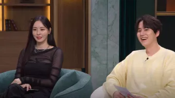 W Concept Shirring Boat Neck Top in Black worn by Lee Da-hee as seen in Single's Inferno (S03E04)