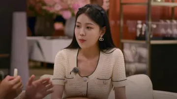 Dior An­tique Gold-Fin­ish Met­al worn by Min Ji Cho as seen in Single's Inferno (S03E05)