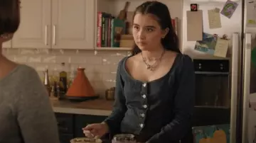 Levi's We­st­on Den­im Long Sleeve Corset Blouse worn by Khia Pham (Zoriah Wong) as seen in Run the Burbs (S03E12)