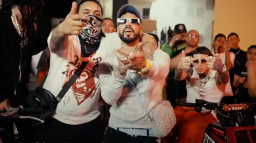 Alexander McQueen Lunettes de soleil rectangulaires en acétate portées par Anuel AA dans VVS SWITCH Remix par Pressure9x19, YovngChimi, Hades66, CDobleta, Luar La L (Letra/Lyrics)