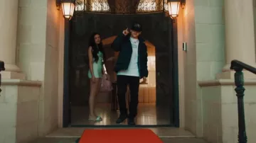 Christian Louboutin Zapatillas Bajas Black Crystal & Spiked Toe lucidas por Xavi en Corazón de Piedra (Video Oficial)