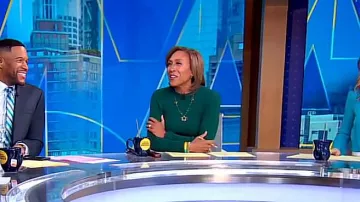 Adam Lippes Collective Side But­ton Dress in Green worn by Robin Roberts as seen in Good Morning America on March 28, 2024