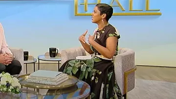 Giambattista Valli Flo­ral Tiered Cot­ton Dress worn by Tamron Hall as seen in Tamron Hall on March 28, 2024