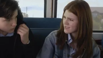 Veste de camionneur en jean en jean Lee Riders vintage portée par Fox (Sophia Powers) comme on le voit dans Son of a Critch (S03E11)