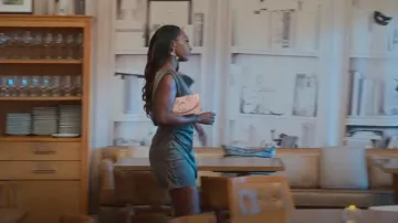 Guess Yon­na Dress worn by Colony Reeves as seen in Selling Tampa (S01E05)