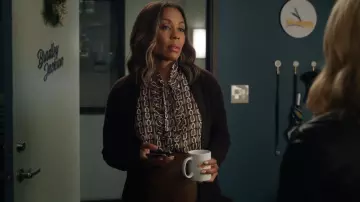 INC International Concepts Jolie Chain Blouse worn by Mia Jordan (Karen Pittman) as seen in The Morning Show (S02E01)