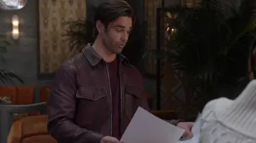 Chaqueta de cuero pintada a mano de Paul Smith usada por Ryan como se ve en All American (S06E01)