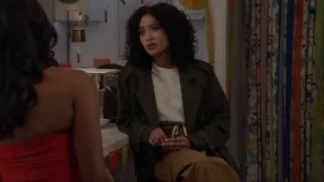 Favorite Daughter The Charles Trench Coat worn by Olivia Baker (Samantha Logan) as seen in All American (S06E01)