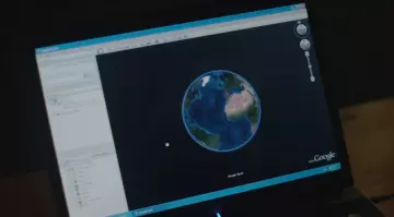 The Google Earth application is used by Sunny Pawar / Saroo Brierley (Dev Patel) in Lion