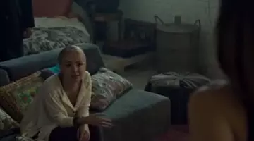 The white jacket is light and thin, Shay (Ksenia Solo) in Orphan Black