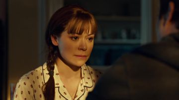 Le pyjama imprimé J.Crew de Alison Hendrix (Tatiana Maslany) dans Orphan Black S02E08