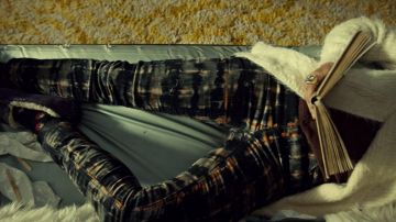 Los pantalones impresos de The Free People de Cosima Niehaus (Tatiana Maslany) en Orphan Black S03E04