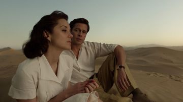 La montre de  Max Vatan (Brad Pitt) dans Alliés