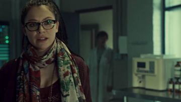 The top long sleeve Free People of Cosima Niehaus (Tatiana Maslany) in Orphan Black S03E06