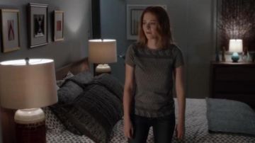Le top Lucky Brand d’April Kepner (Sarah Drew) dans Grey’s Anatomy
