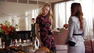 La robe Alexander Mc Queen de Serena Van der Woodsen (Blake Lively) dans Gossip Girl