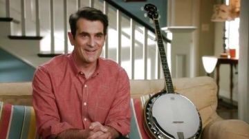 Le Banjo de Phil Dunphy (Ty Burrell) dans Modern Family