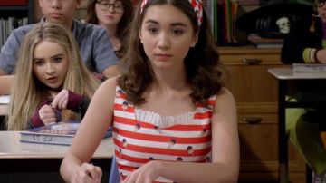 La robe de Riley Matthews (Rowan Blanchard) dans Girl Meets World S3E15