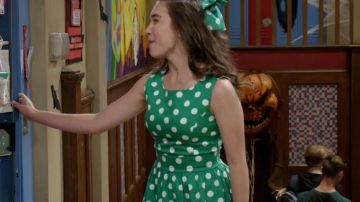 La robe de Riley Matthews (Rowan Blanchard) dans Girl Meets World S3E15