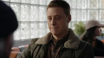 Only & Sons On­sshore Pi­lot Jack­et worn by Harry Vanderspeigle (Alan Tudyk) as seen in Resident Alien (S03E08)