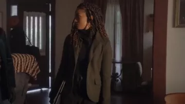 Anine Bing Quinn Blaz­er Quinn Blaz­er worn by Nyla Harper (Mekia Cox) as seen in The Rookie (S06E05)